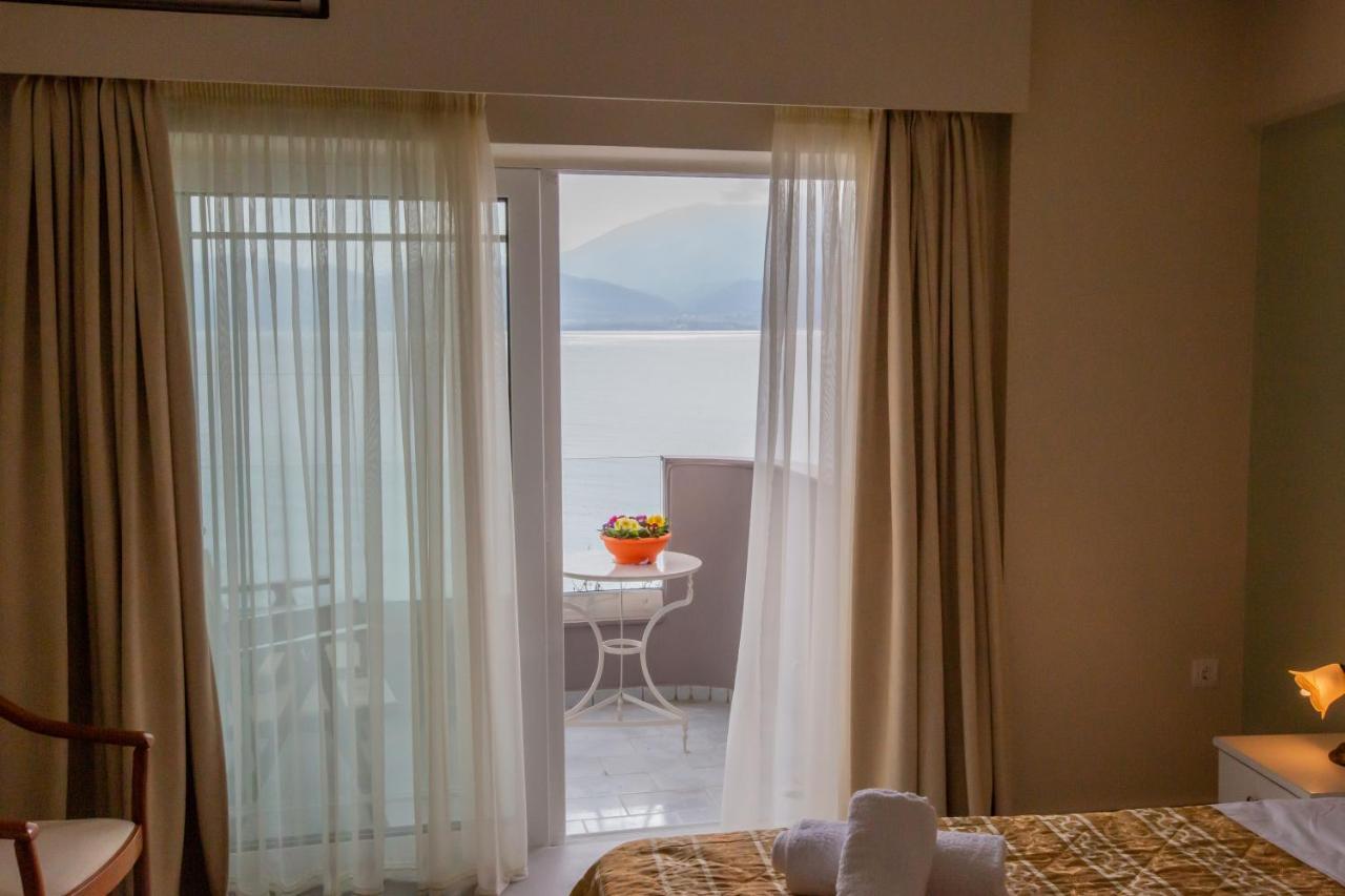 Goldenbeach Nafpaktos Esterno foto